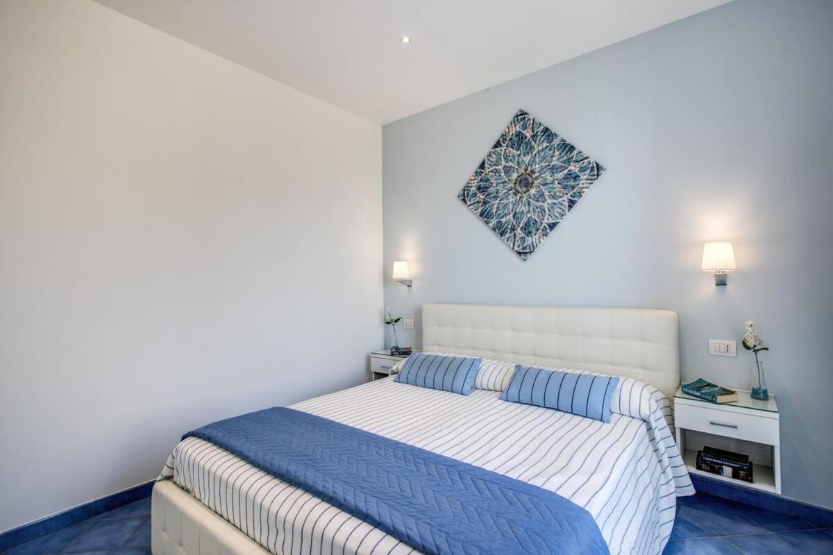 Belvedere Delle Sirene With Views Pool And Guest Services *