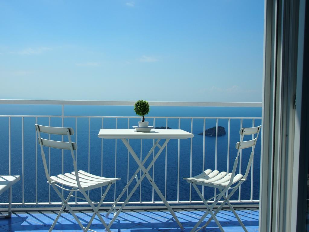 Villa Belvedere Delle Sirene With Views Pool And Guest Services *