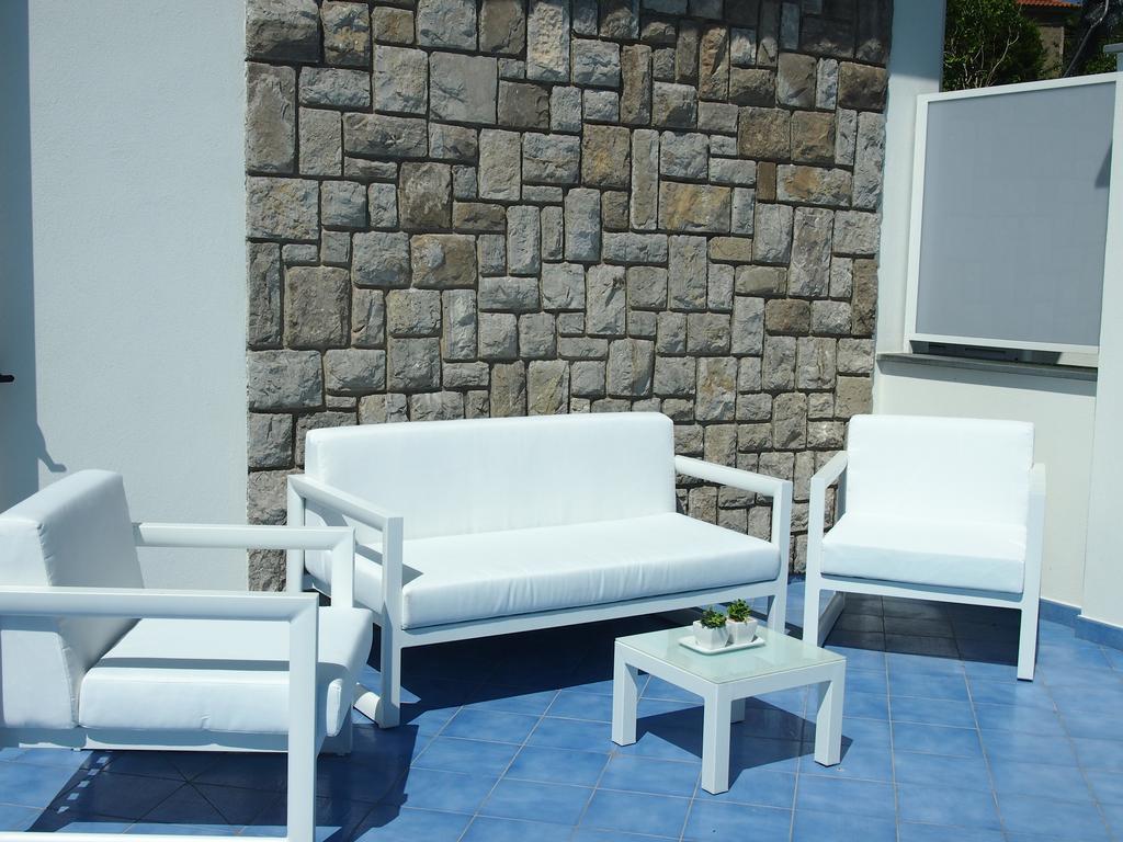 Belvedere Delle Sirene With Views Pool And Guest Services
