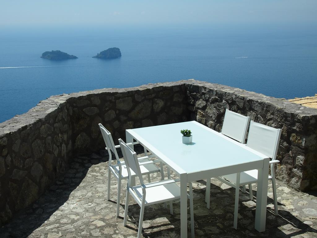 Belvedere Delle Sirene With Views Pool And Guest Services