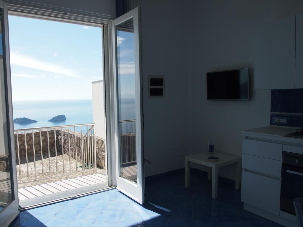 Villa Belvedere Delle Sirene With Views Pool And Guest Services *