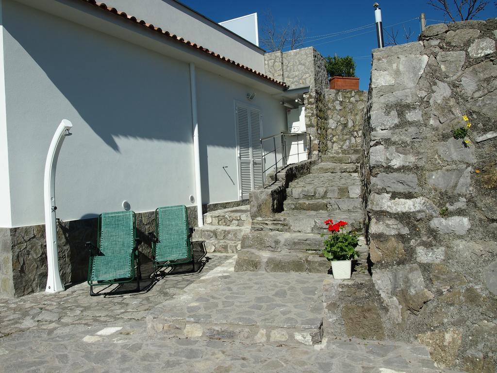 Belvedere Delle Sirene With Views Pool And Guest Services